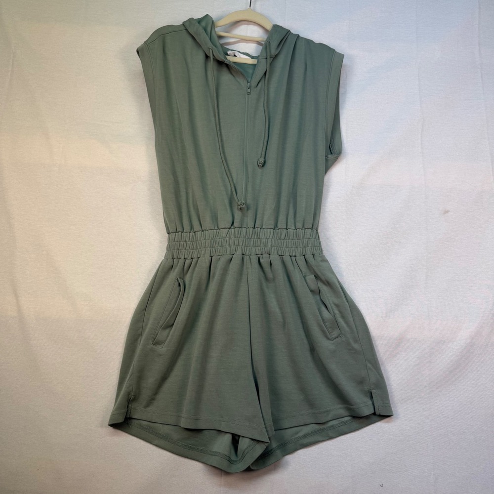 Double Zero Sleeveless Hooded Romper Sage Green Zip Front Pocketed DZ25C640 S